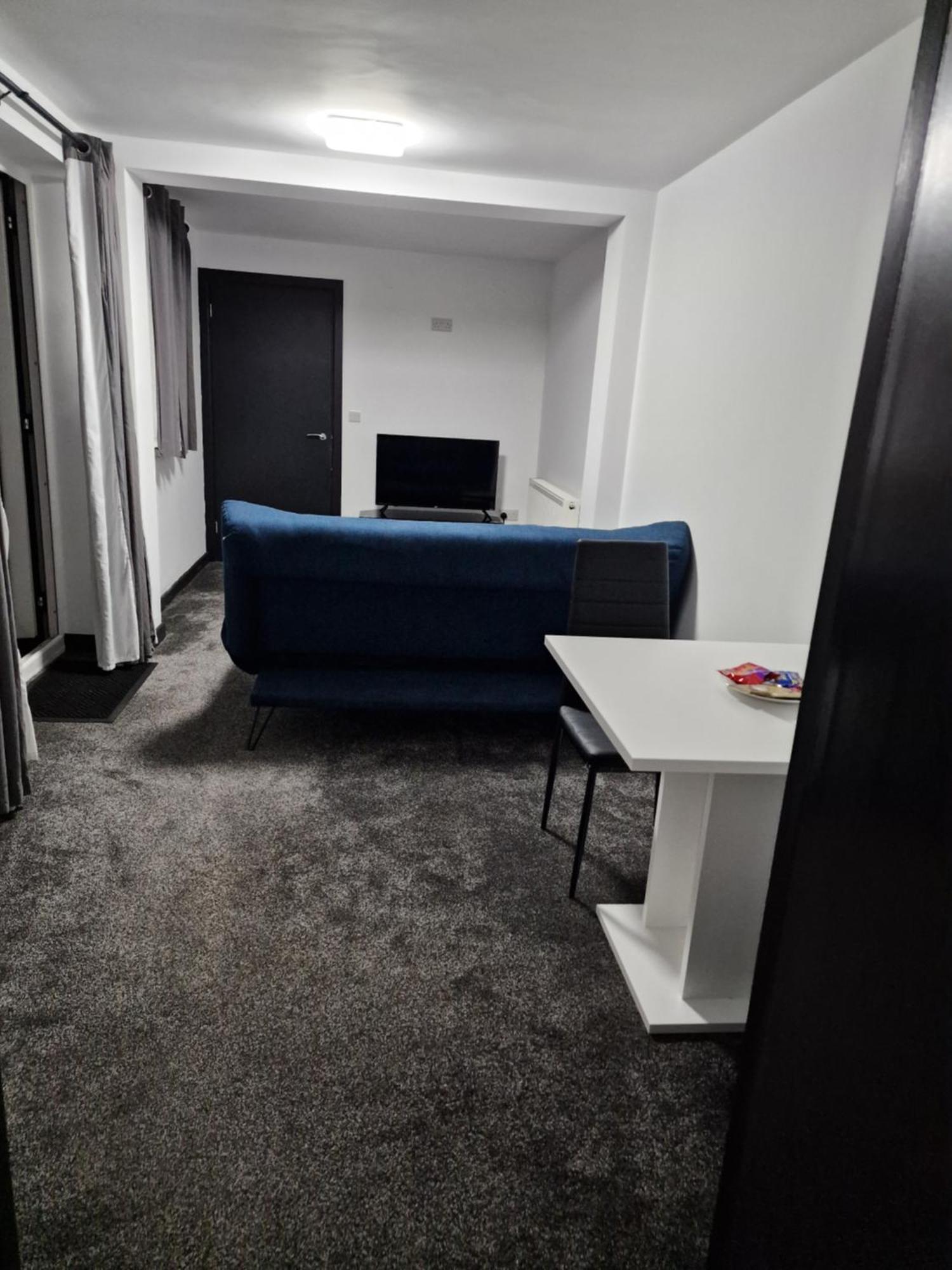Ckb Flat- Comfort, Cosy, And Secure! Codsall Exterior photo